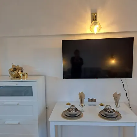 Apartment студио дарис *