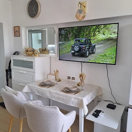 Apartment студио дарис