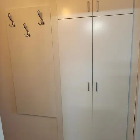 студио дарис Νεσέμπαρ